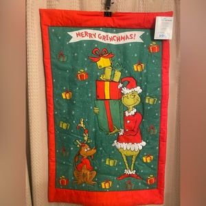 Crinch Wall Hanging, reversible, hang or throw on couch. 23x 36 inches